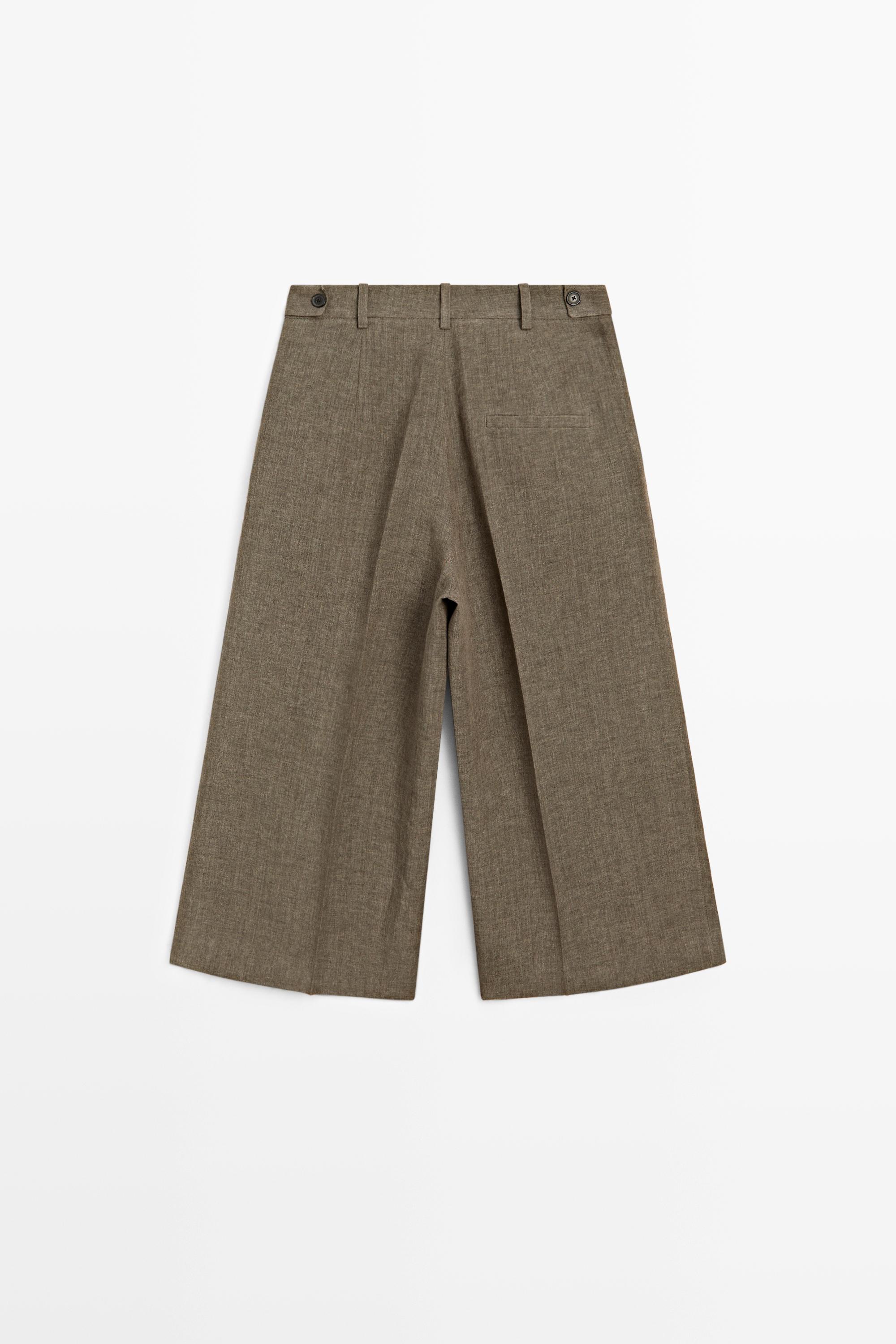 Flowing melange linen Bermuda shorts